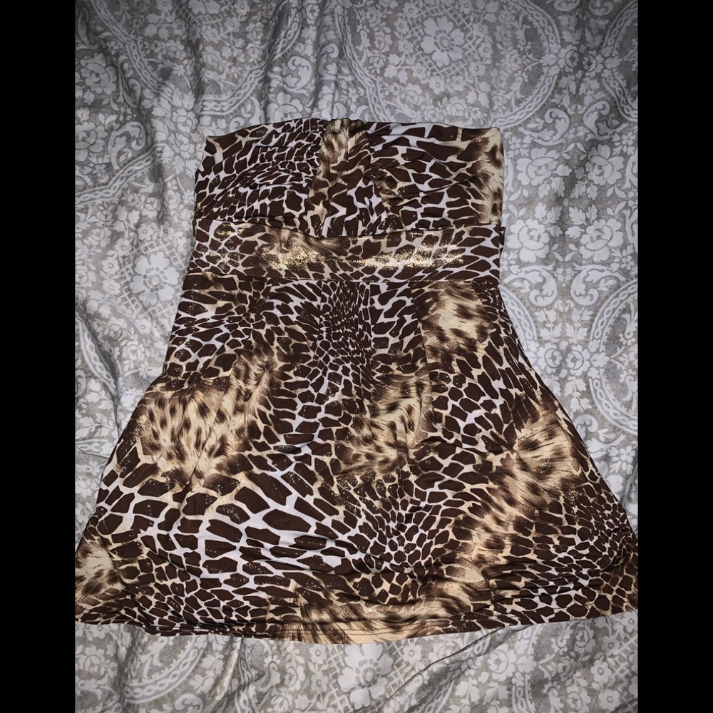Animal print 🦒strapless top